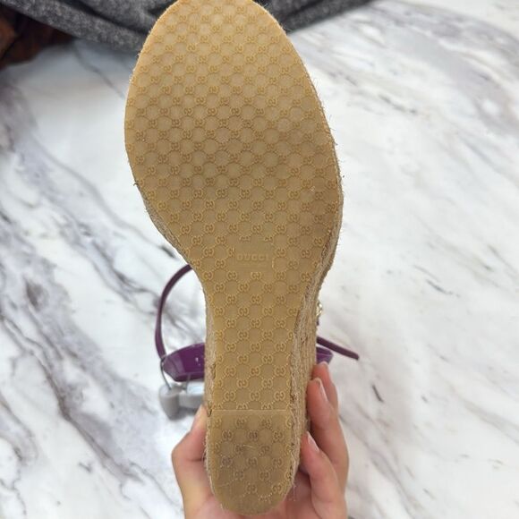Gucci Glossy Purple Sandals - Picture 2 of 6